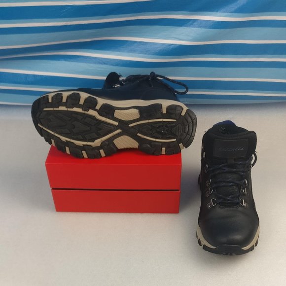 Walking boot, Hiking boot, Winter boot, Made with LEATHER, Skechers Comfort boot - Picture 3 of 8